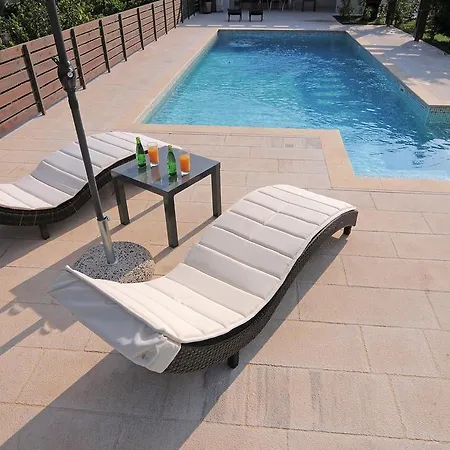 Villa Unique Divarata